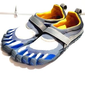 VIBRAM FIVEFINGERS BIKILA BAREFOOT SHOES M349. MENS Sz:12 ONLY WORN A FEW TIMES